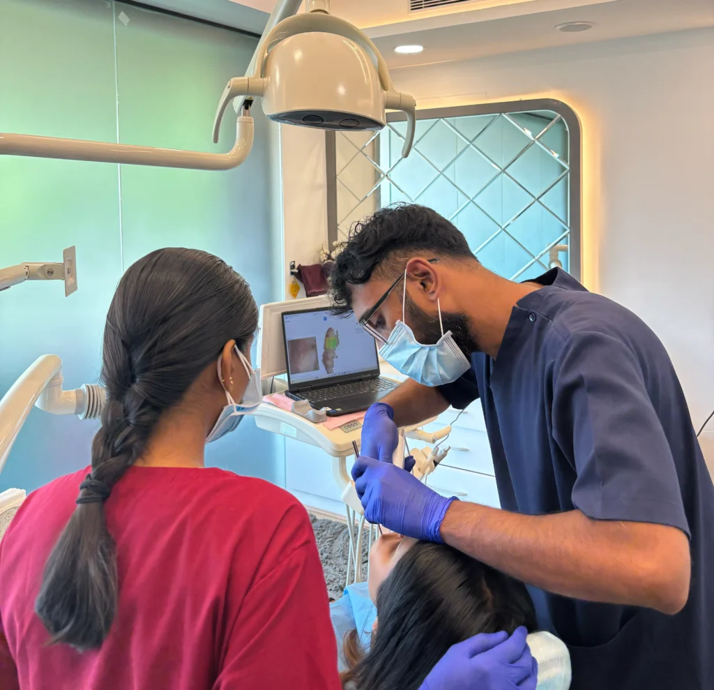 Cosmetic Dentistry service at Dental Lounge | Kalyan Nagar Cosmetic Dentistry service at Dental Lounge | Kalyan Nagar